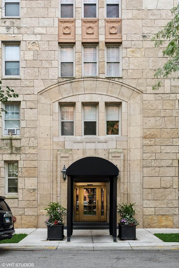 5000 East End Avenue - Photo 1