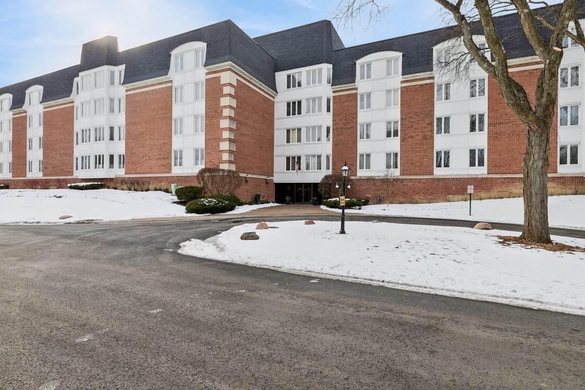 175 Lake Boulevard - Photo 1