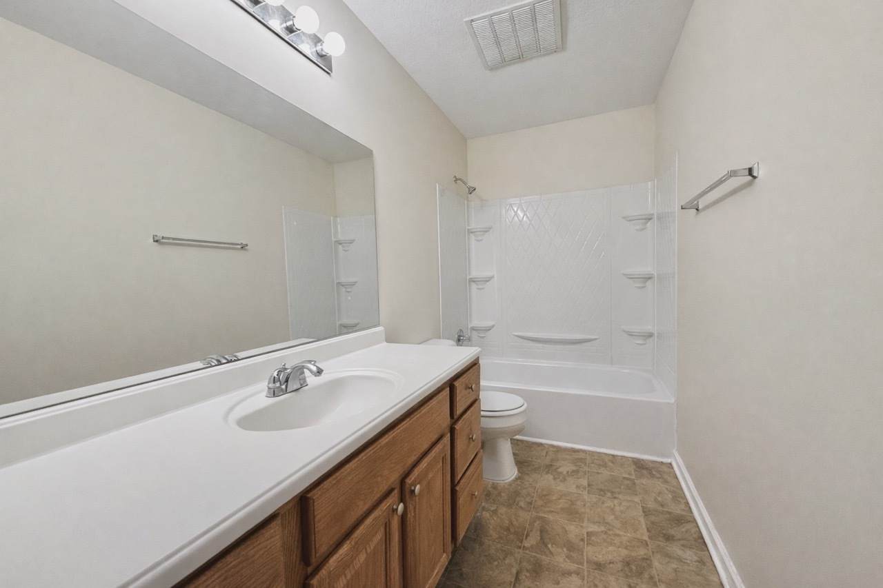 21616 Richmond Street - Photo 1