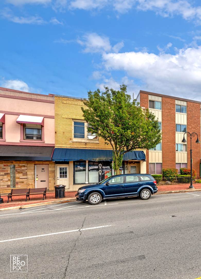 2661 Sheridan Road - Photo 1