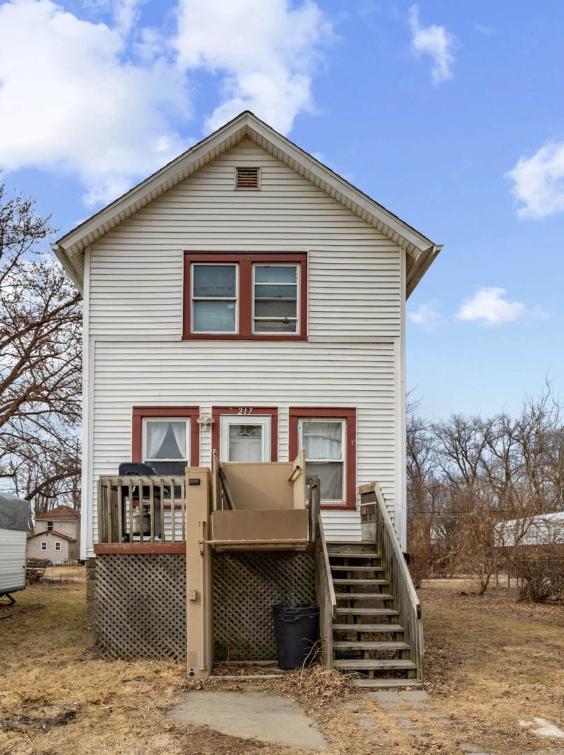 217 12th Street - Photo 1