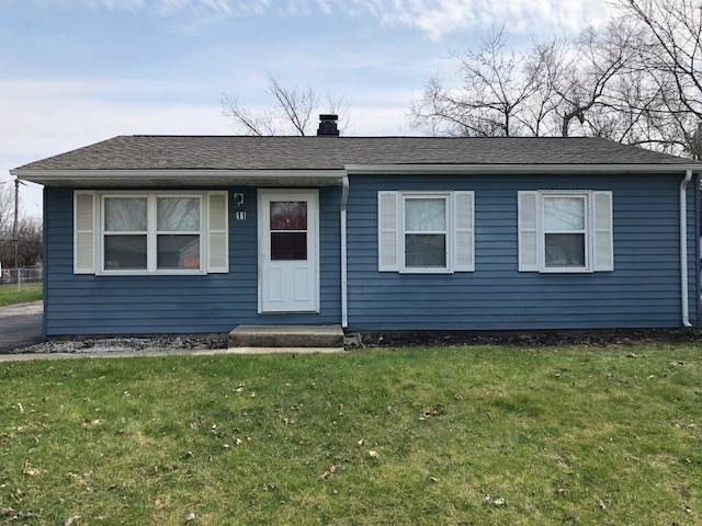 11 Streamwood Boulevard - Photo 1