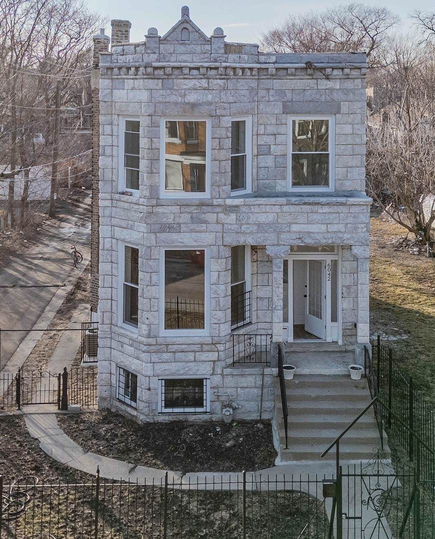 6042 Marshfield Avenue - Photo 1