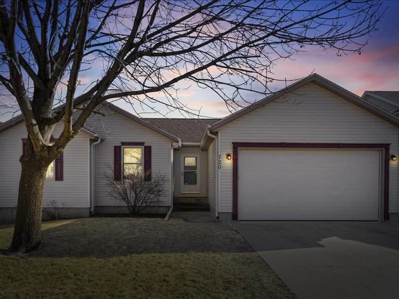 720 Cypress Drive - Photo 1