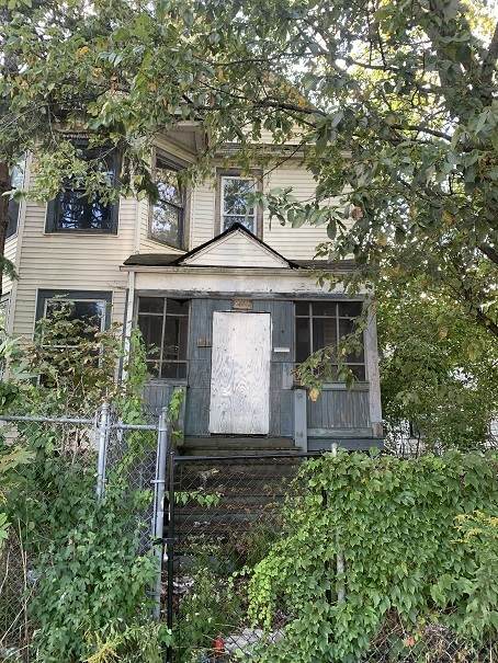 7410 Langley Avenue - Photo 1