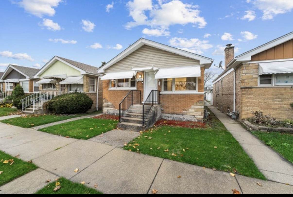 3222 52nd Court - Photo 1