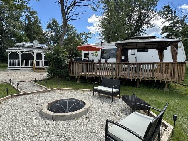 23-93 Woodhaven Lakes - Photo 1