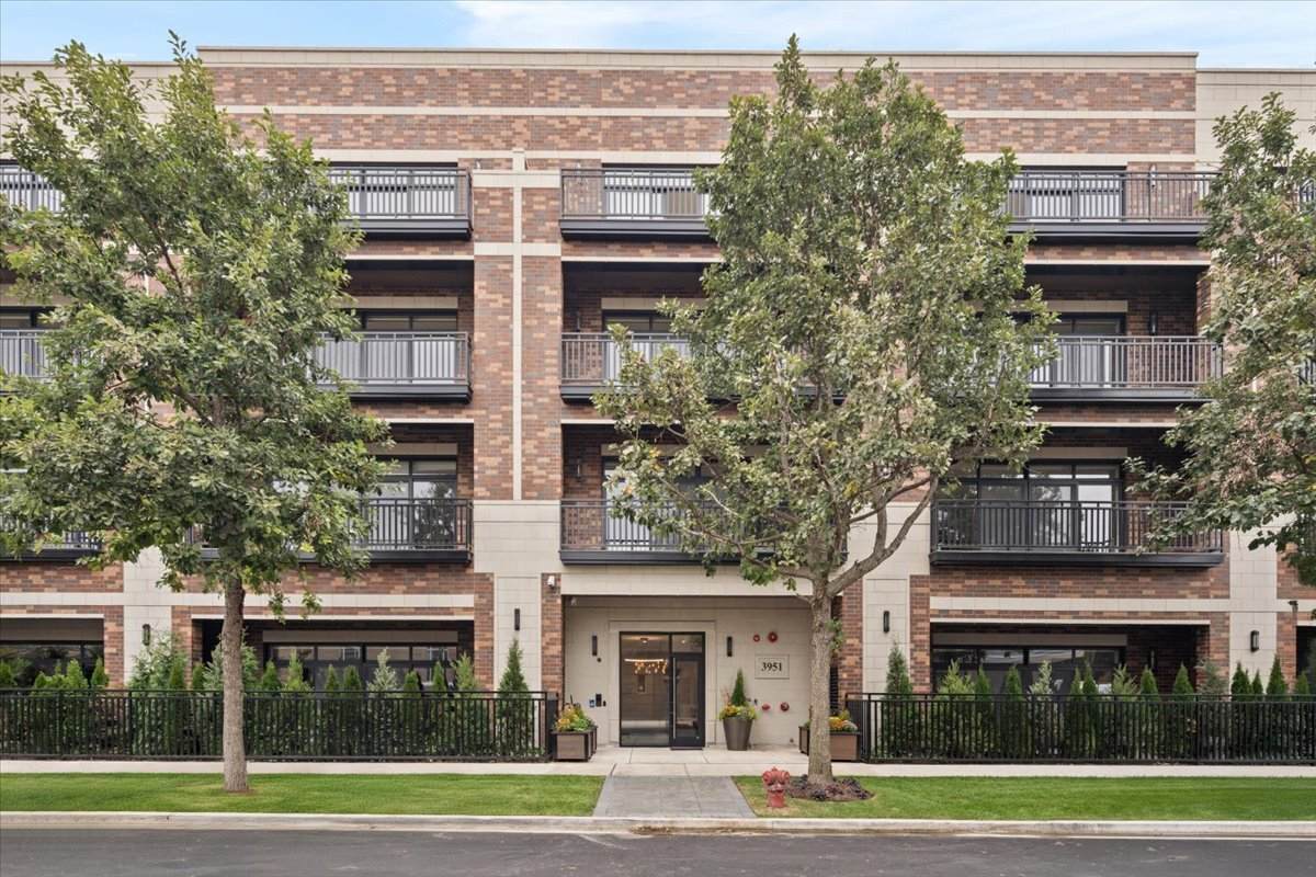 3951 Wayne Avenue - Photo 1