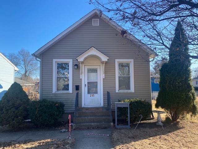 215 5th Street - Photo 1