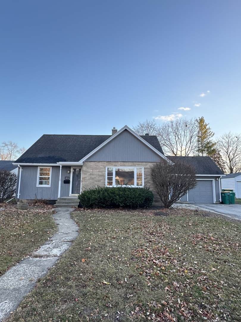 1616 Glenwood Avenue - Photo 1