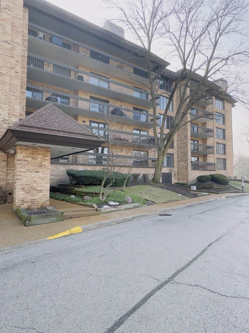 1671 Mission Hills Road - Photo 1