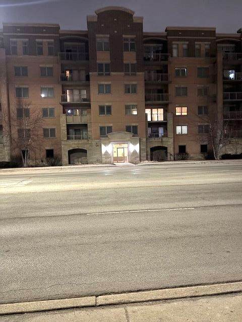 77 Wolf Road - Photo 1