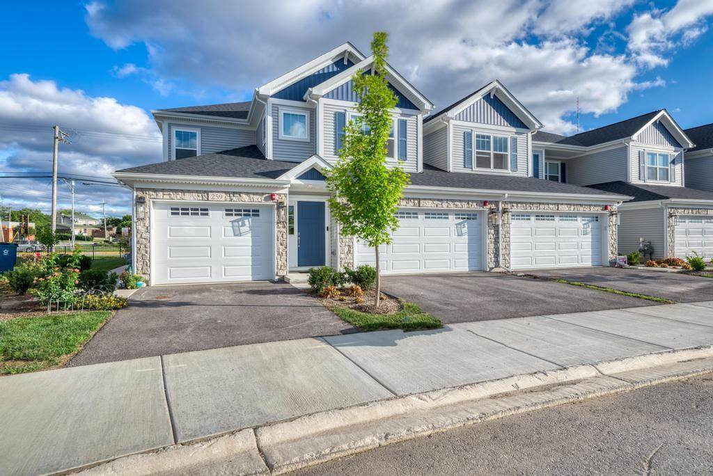 257 Masters Drive - Photo 1