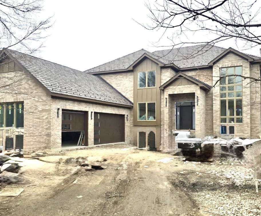 7234 Roxbury Court - Photo 1