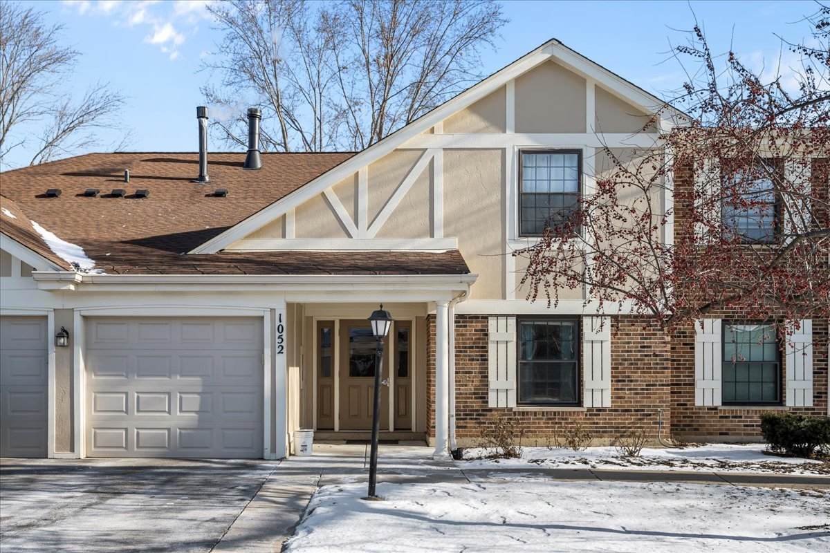 1052 Southbury Lane - Photo 1