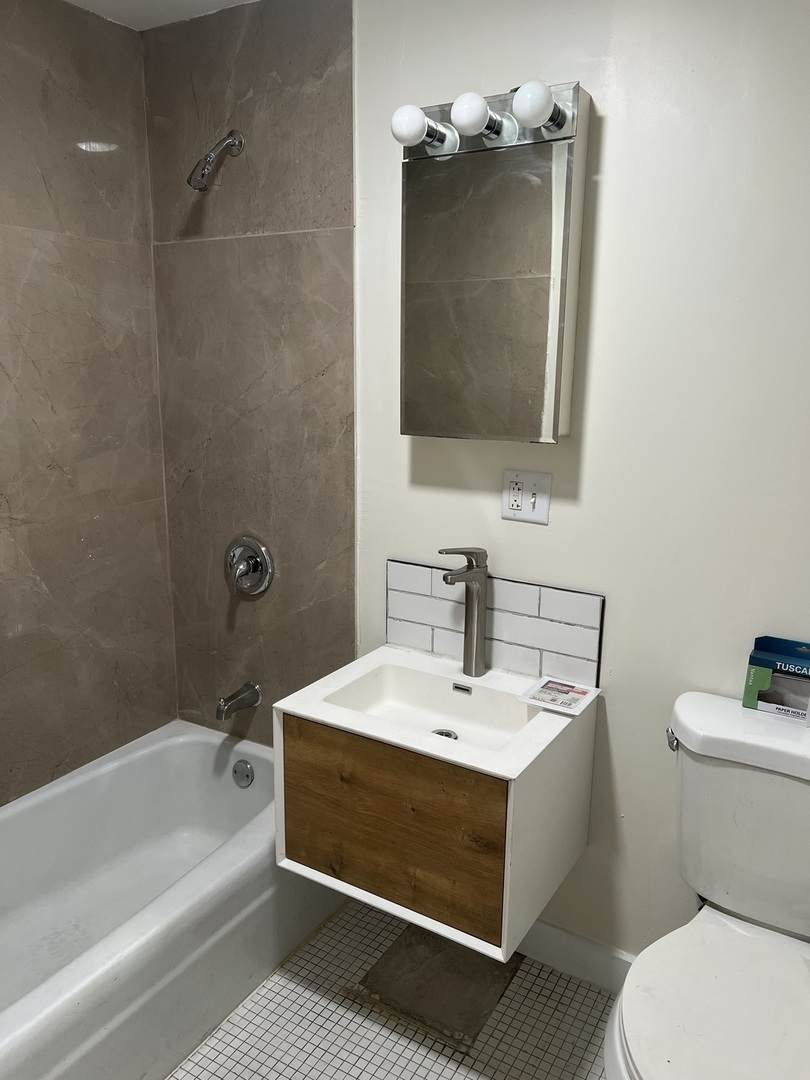 737 Central Avenue - Photo 1