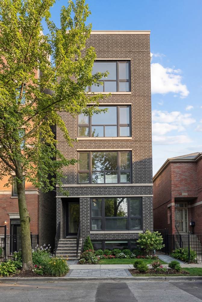 1107 Vernon Park Place - Photo 1