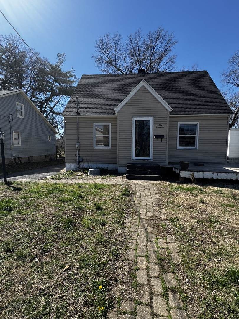 517 Vine Street - Photo 1