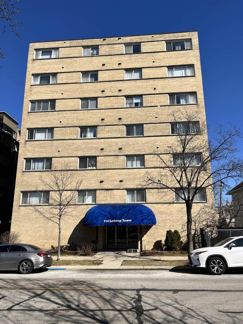 314 Lathrop Avenue - Photo 1