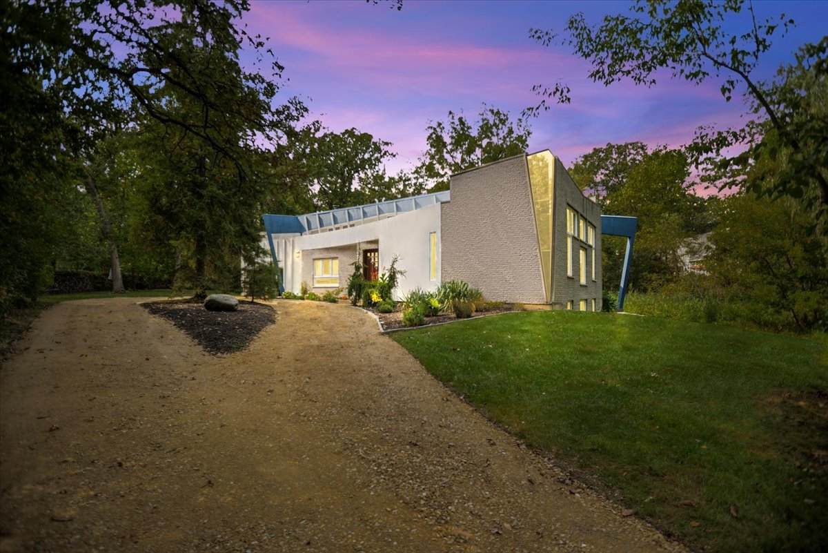 21846 Hickory Hill Drive - Photo 1