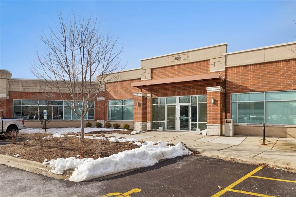 800 Woodfield Road - Photo 1