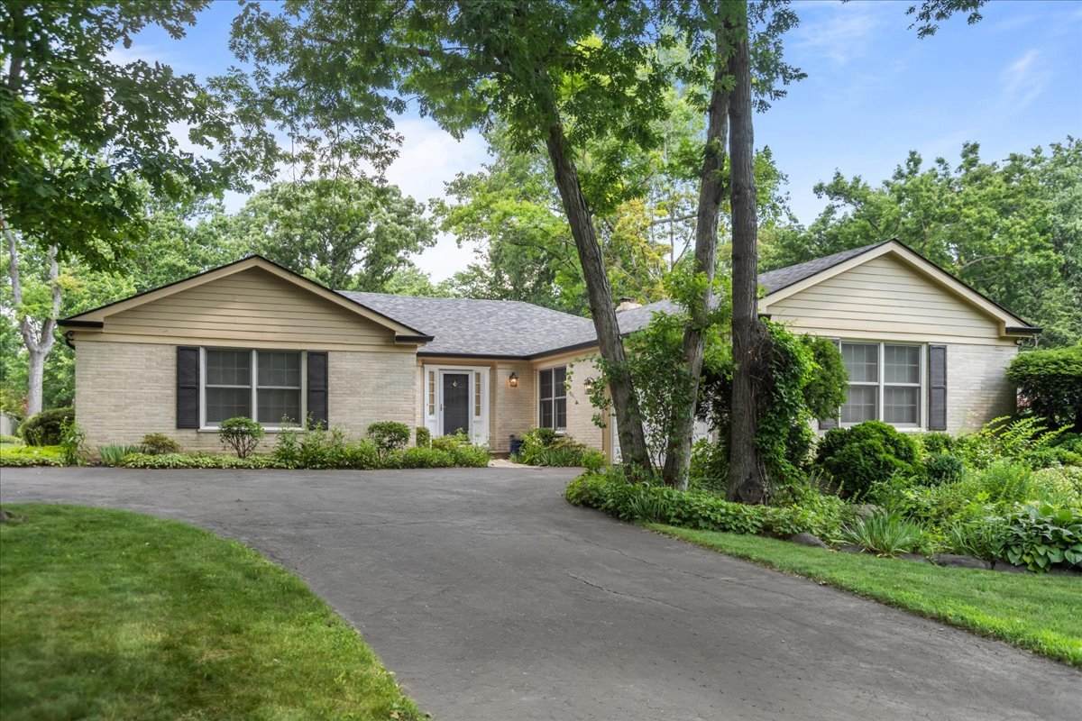 912 Morningside Drive - Photo 1