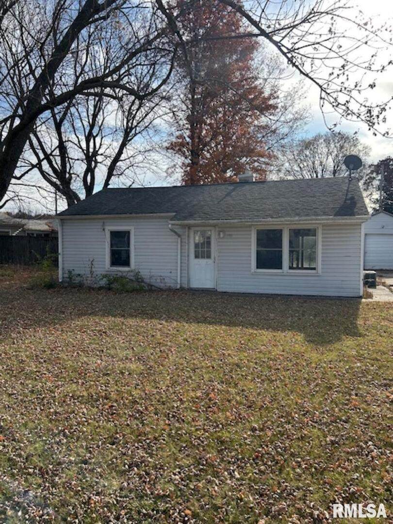 17122 10TH Avenue - Photo 1