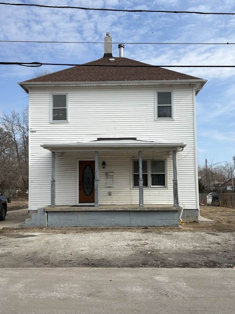313 Everett Street - Photo 1
