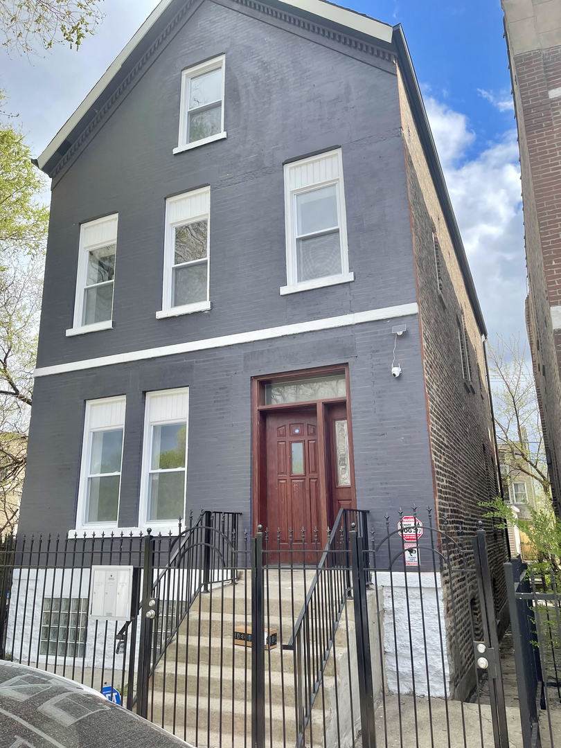 2713 Gladys Avenue - Photo 1