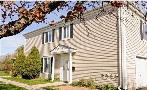 1485 Quaker Lane - Photo 1
