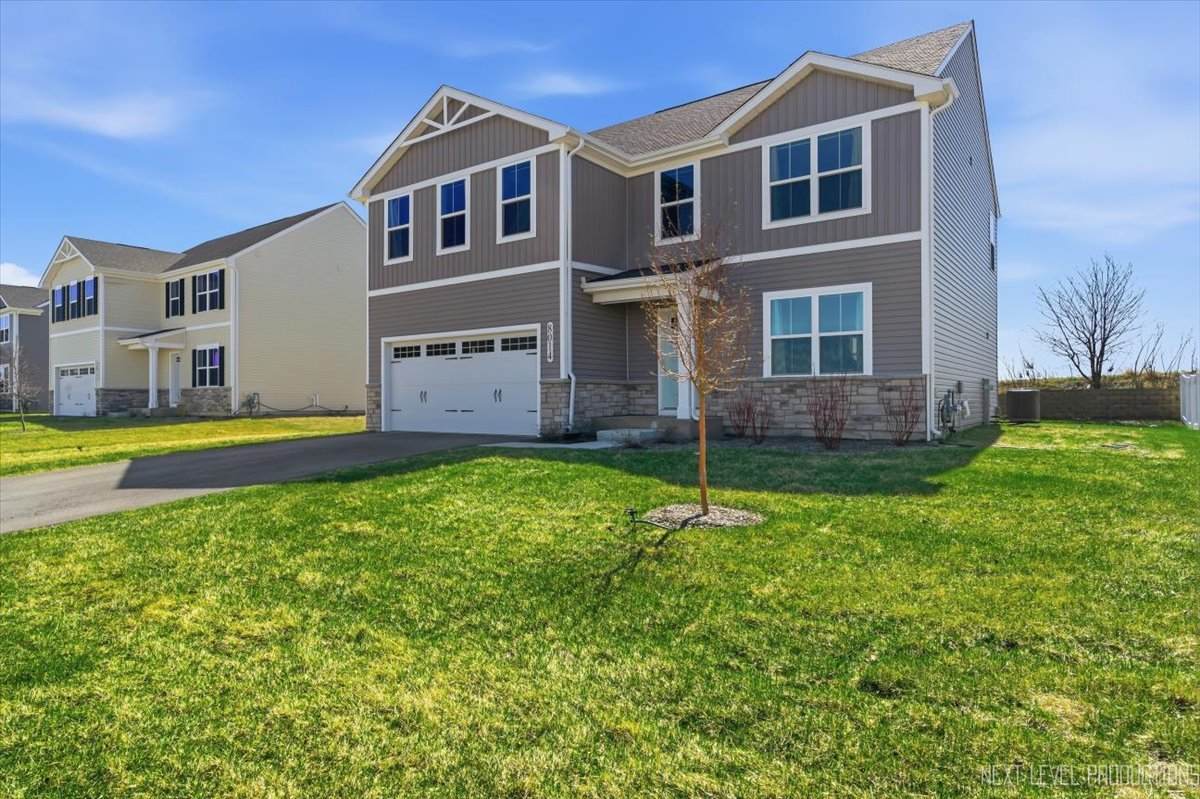 8014 Deer Crossing Drive - Photo 1