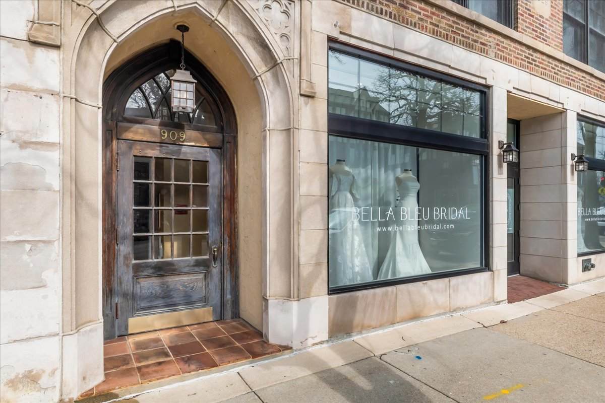 909 Green Bay Road - Photo 1
