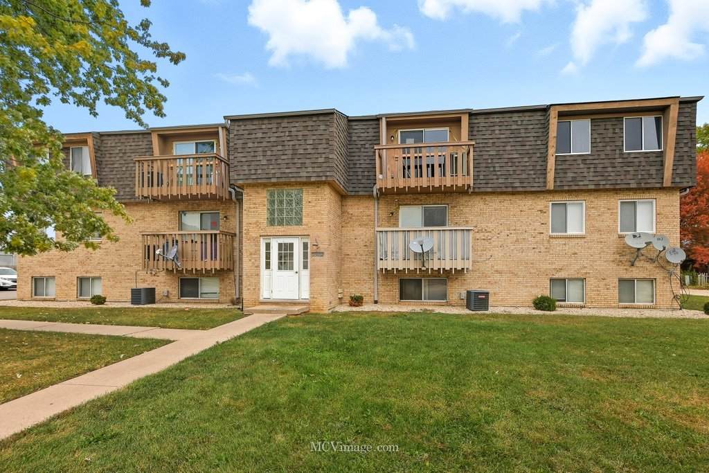 2390 Bicentennial Avenue - Photo 1