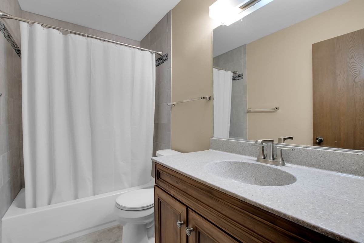 305 Abbey Lane - Photo 1
