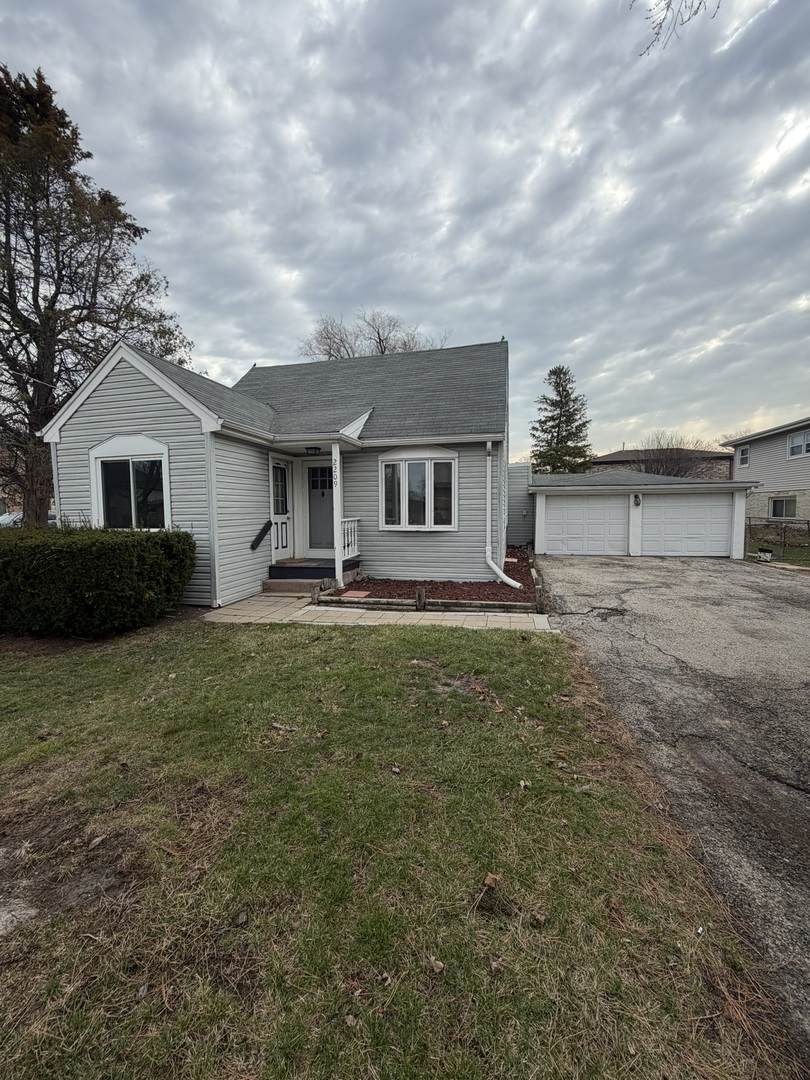 2209 Douglas Avenue - Photo 1