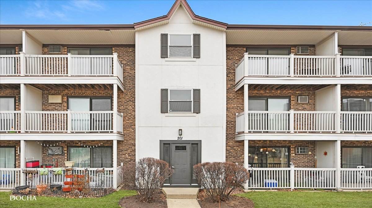 201 Gregory Street - Photo 1