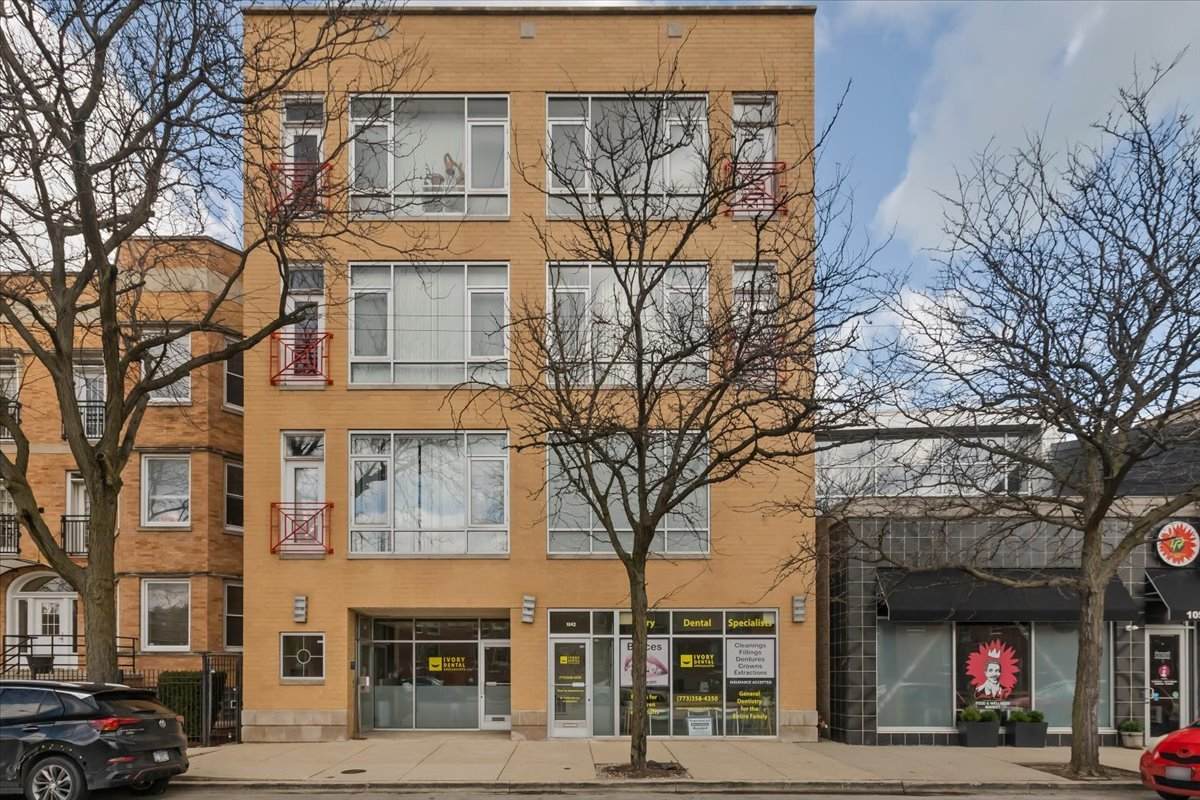 1040 47th Street - Photo 1