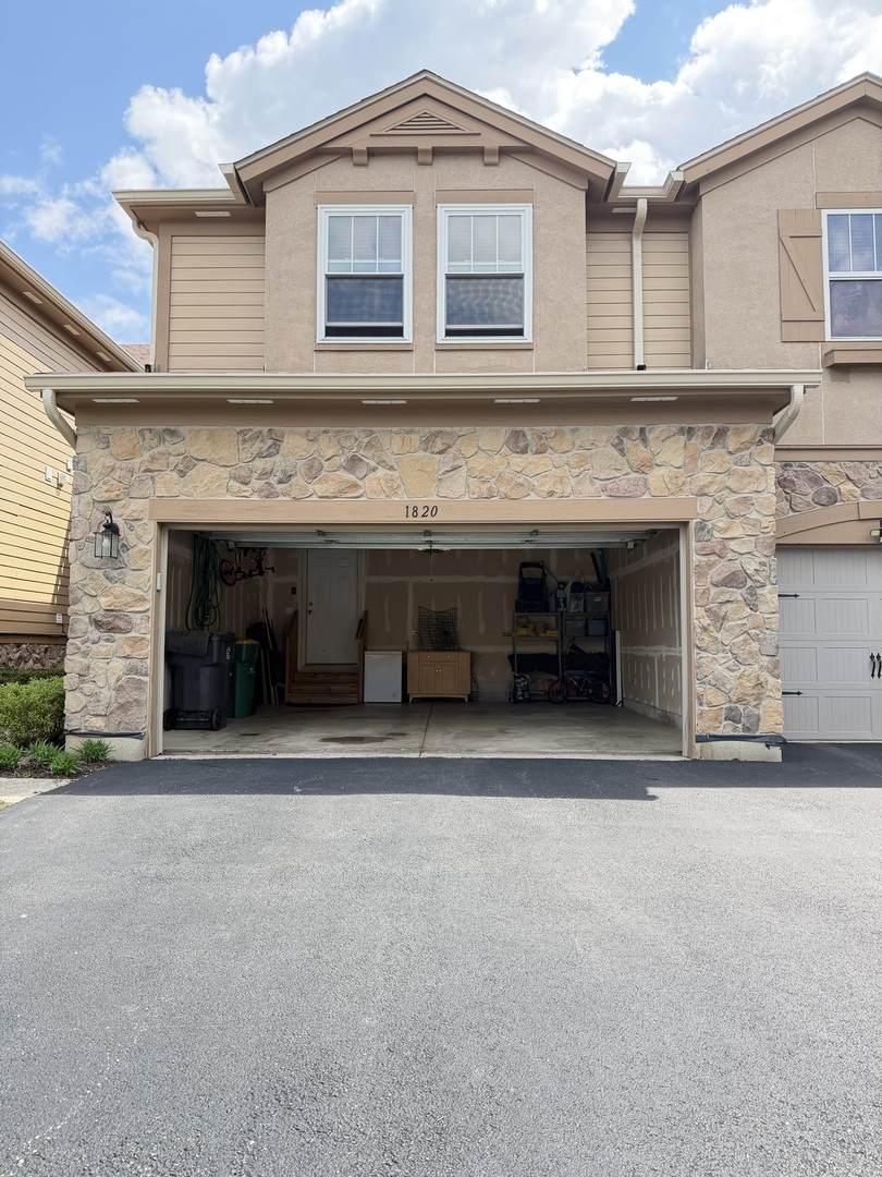 1820 Crenshaw Circle - Photo 1