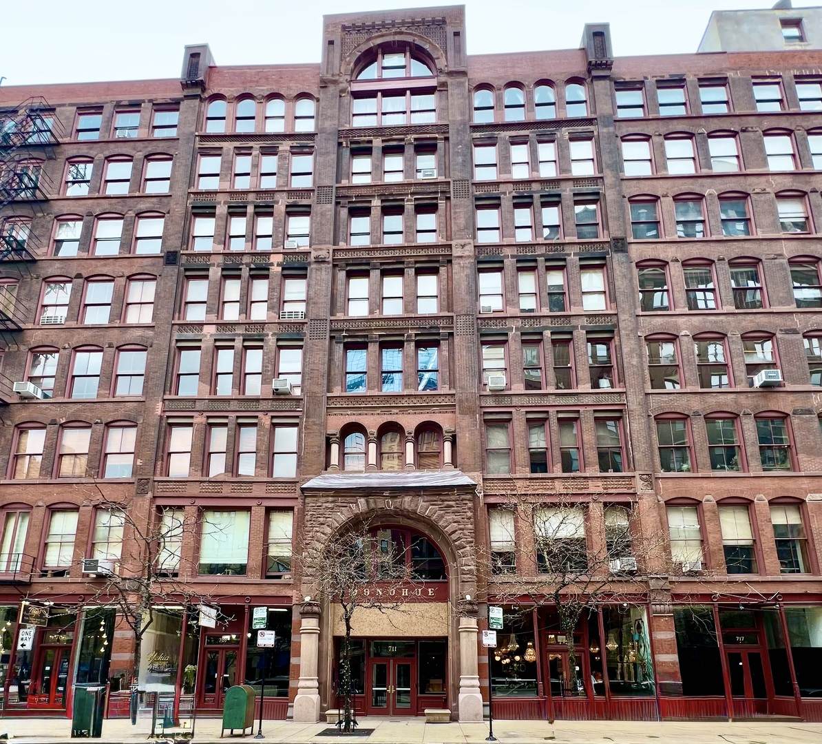 711 Dearborn Street - Photo 1