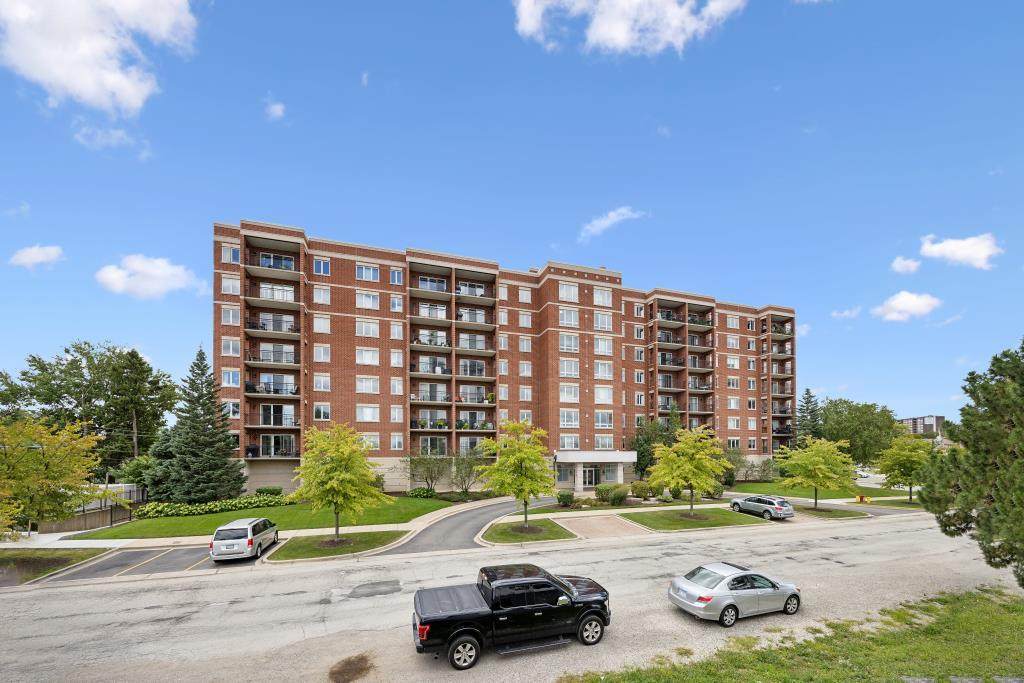 5555 Cumberland Avenue - Photo 1