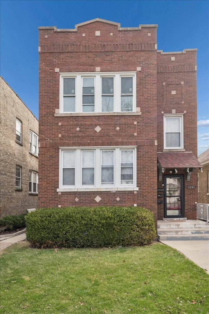 1341 Ridgeland Avenue - Photo 1