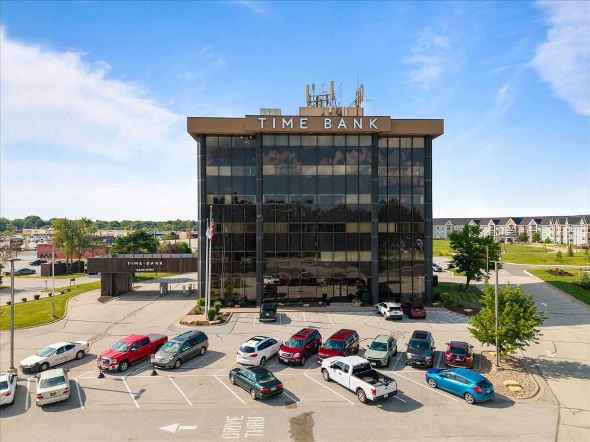 2550 Middle Road - Photo 1