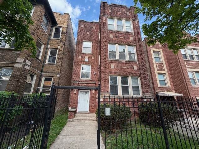11146 Vernon Avenue - Photo 1