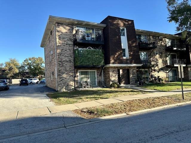 7008 Oconnell Drive - Photo 1