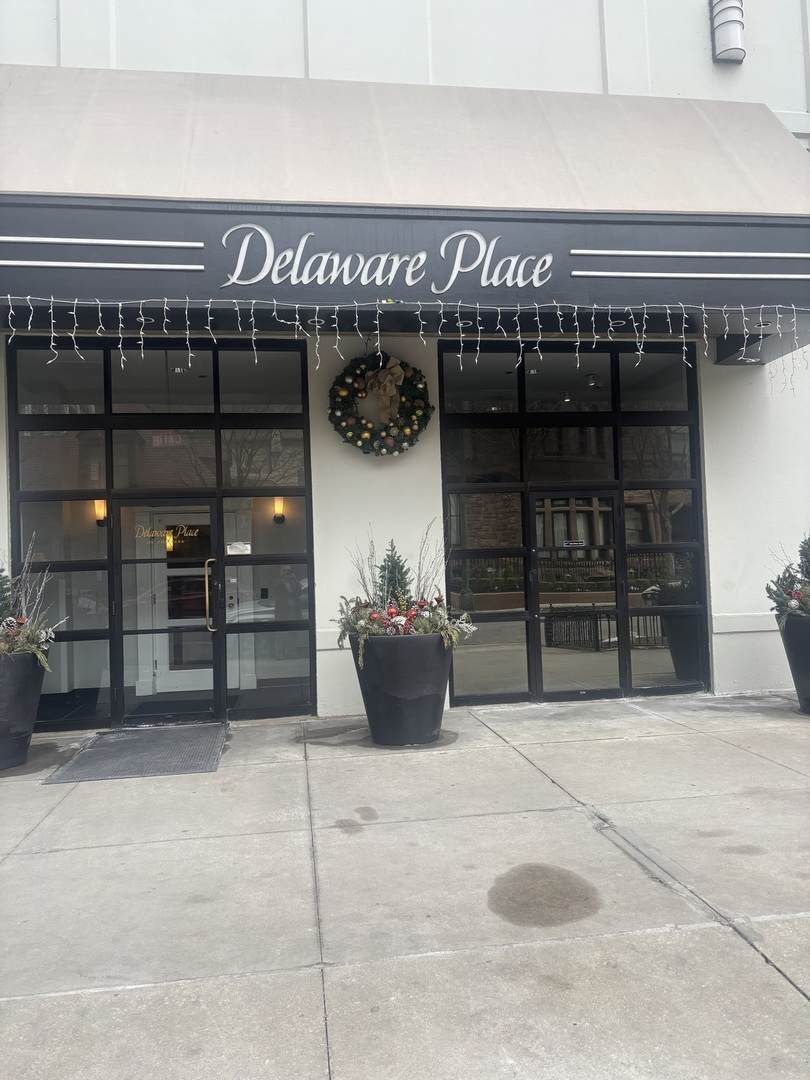 33 Delaware Place - Photo 1