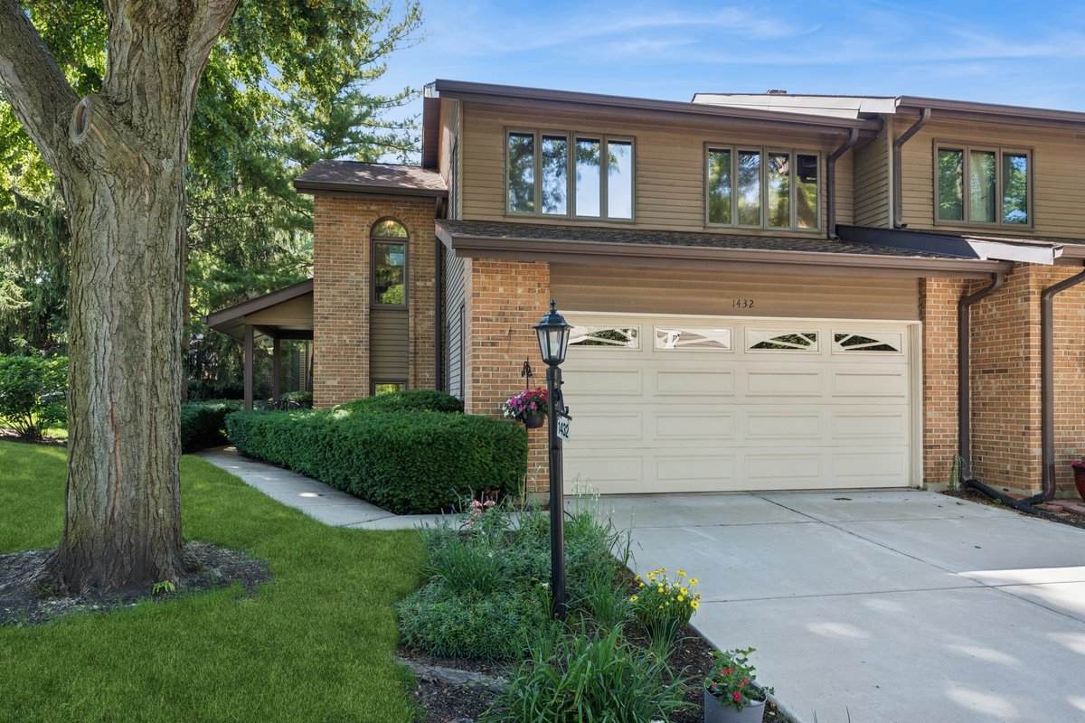1432 Picadilly Circle - Photo 1