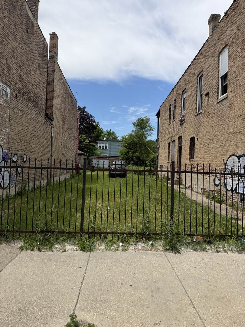 5540 Racine Avenue - Photo 1