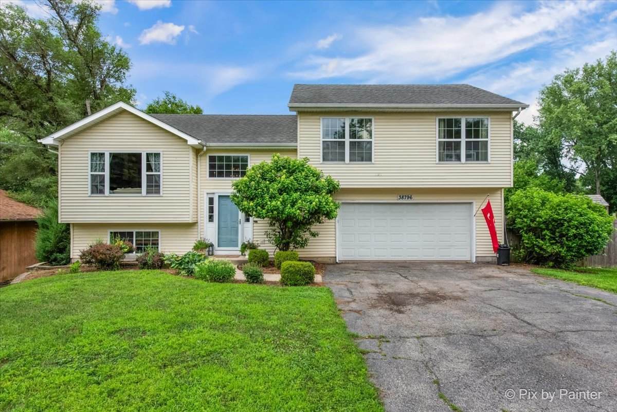 38796 Kenmore Road - Photo 1