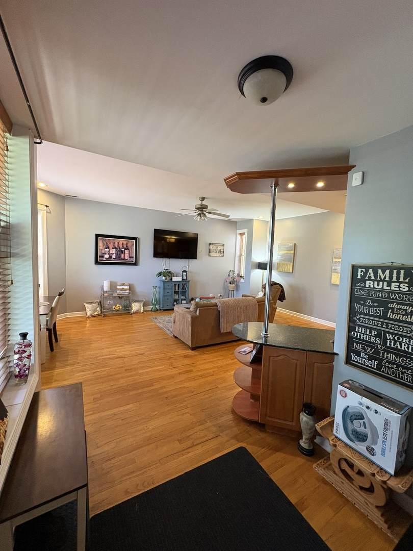 6435 Kenwood Avenue - Photo 1