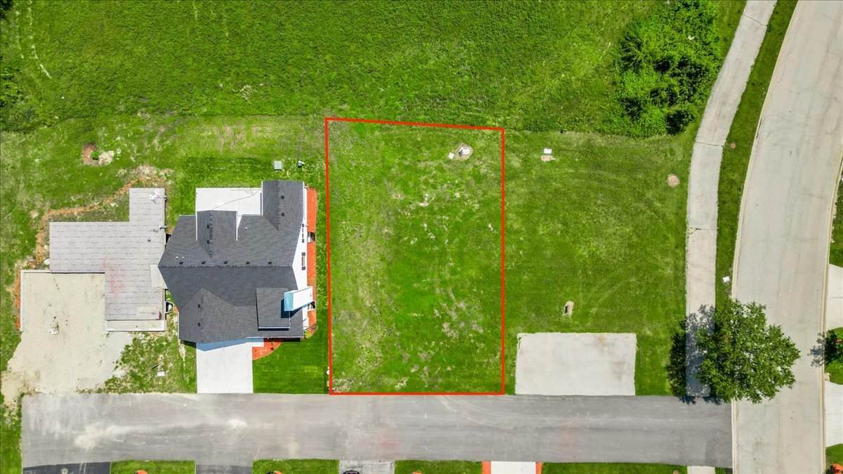 2076 Waters Edge Drive - Photo 1